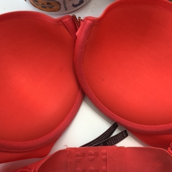 VICTORIA’S SECRET CORAL ADJUSTABLE PADDED BRA SIZE 34C - Picture 3 of 8